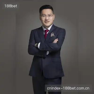 伏语芊